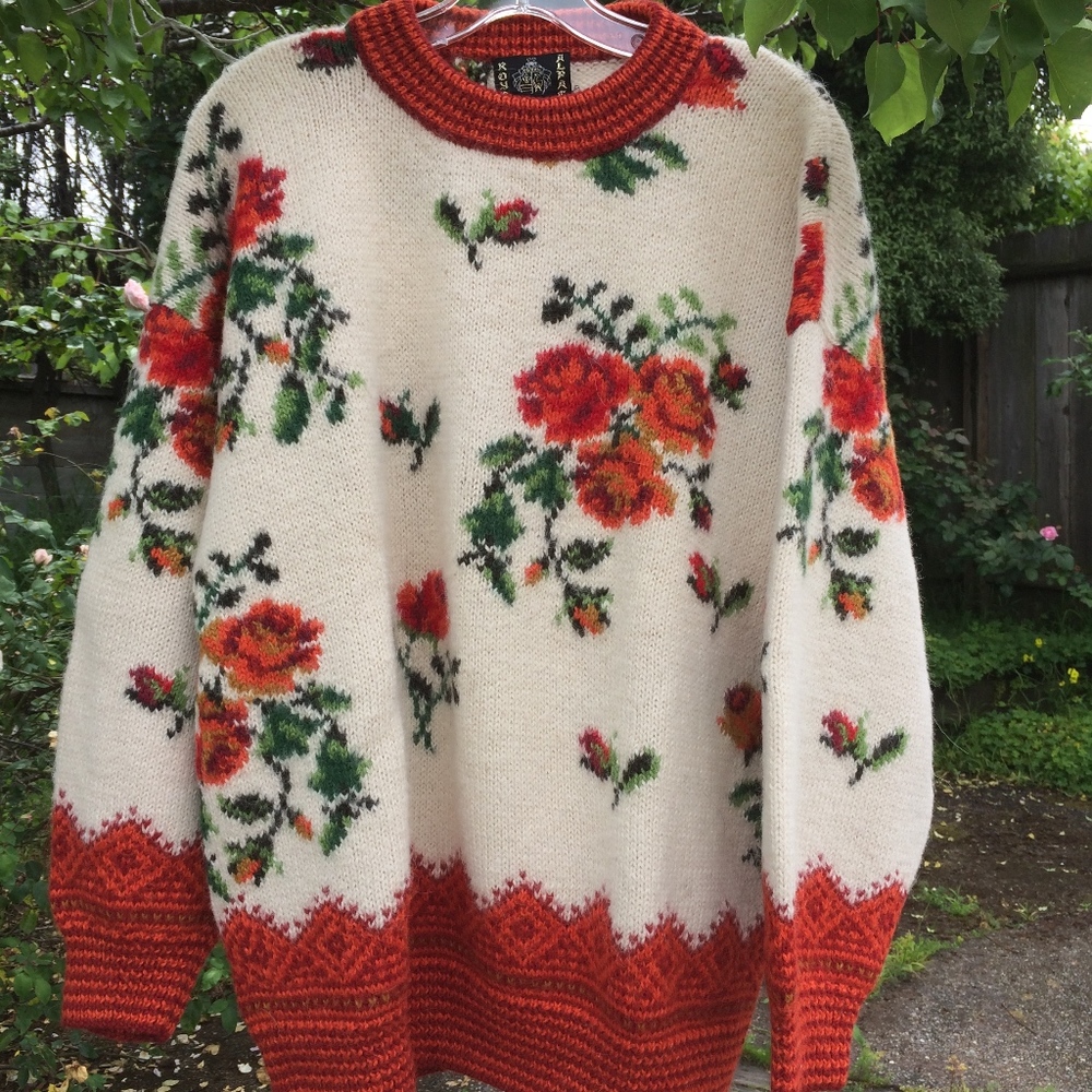 100% Alpaca Sweater